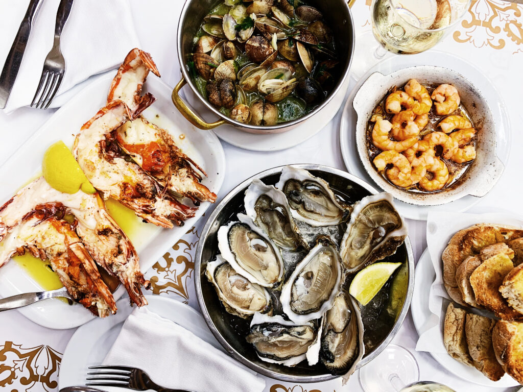 Tiger prawns, oysters, clams and shrimps served in a seafood restaurant